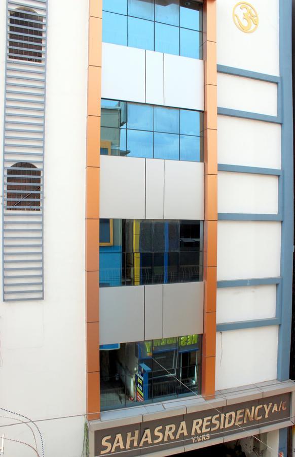 Hotel Sahasra Residencia Tirupati Exterior foto