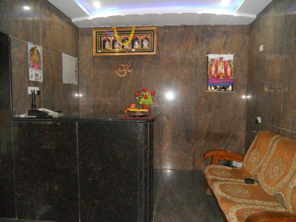 Hotel Sahasra Residencia Tirupati Exterior foto