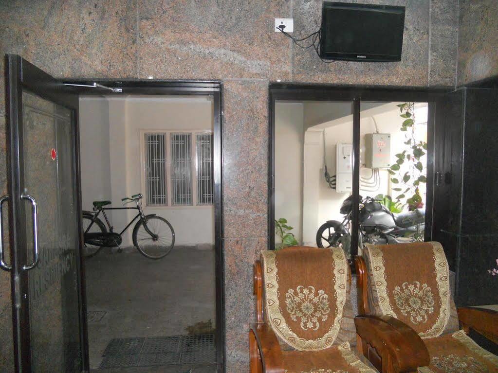 Hotel Sahasra Residencia Tirupati Exterior foto